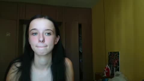 Yuliia online show from September 2025 02:49:02 PM