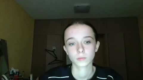 Yuliia online show from October 2025 06:01:01 AM