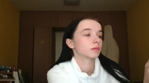 Yuliia online show from February 2026 11:37:02 AM