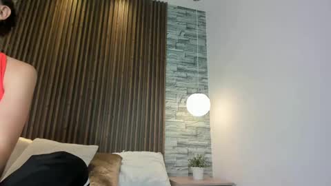 yulievans online show from January 2025 01:53:02 AM