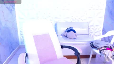 Snowflake online show from April 2026 07:45:01 AM