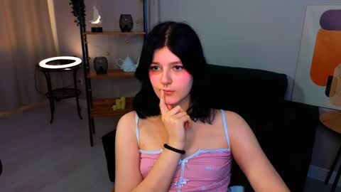 Yumi online show from March 2026 01:49:01 PM