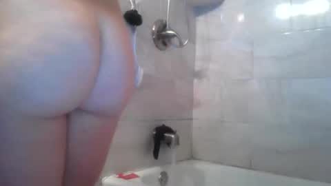 Snapshot of yumiepussyy chatting on November 2025 10:43:02 PM Payton kelly online show from November 2025 10:43:02 PM