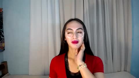 CALL ME YUMLEXX online show from June 2026 06:41:01 AM