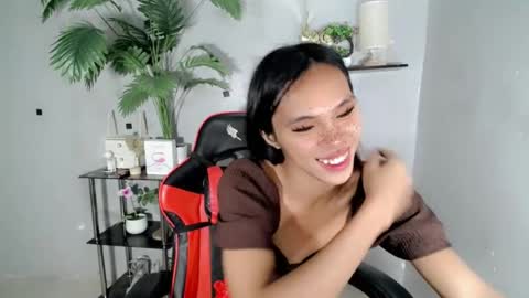 CALL ME YUMLEXX online show from July 2026 10:39:01 AM