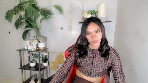 CALL ME YUMLEXX online show from August 2026 01:46:02 PM