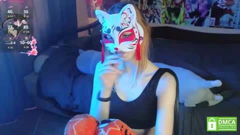 Snapshot of yumiko_uwu chatting on November 2025 10:13:02 AM Yumeko online show from November 2025 10:13:02 AM