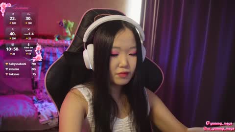 Snapshot of yummy_maya chatting on February 2025 08:18:02 AM Chimi online show from February 2025 08:18:02 AM