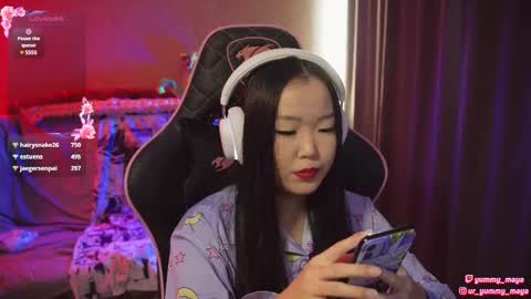 Snapshot of yummy_maya chatting on February 2025 08:16:02 AM Chimi online show from February 2025 08:16:02 AM