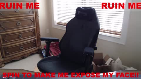 Snapshot of yummydickmilk chatting on December 2024 03:58:01 PM yummydickmilk online show from December 2024 03:58:01 PM