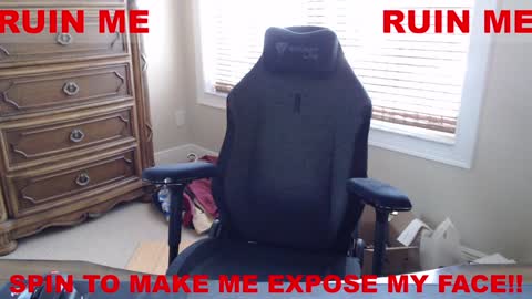 Snapshot of yummydickmilk chatting on December 2024 03:49:02 PM yummydickmilk online show from December 2024 03:49:02 PM