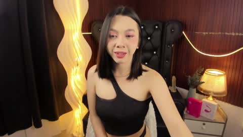 Snapshot of yummyhotkendra chatting on May 2026 08:18:01 AM yummyhotkendra online show from May 2026 08:18:01 AM
