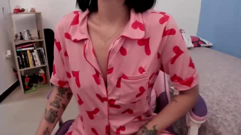 Snapshot of yunablack chatting on January 2025 03:55:01 PM Yuna online show from January 2025 03:55:01 PM