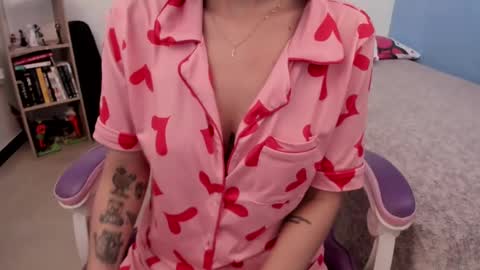 Snapshot of yunablack chatting on January 2025 07:50:02 PM Yuna online show from January 2025 07:50:02 PM