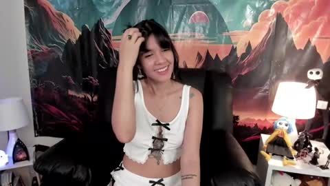 Snapshot of yunablack chatting on October 2025 02:52:01 PM Yuna online show from October 2025 02:52:01 PM