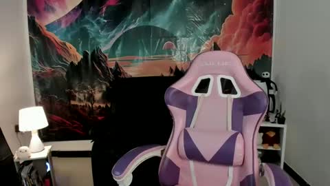 Snapshot of yunablack chatting on November 2025 01:44:02 PM Yuna online show from November 2025 01:44:02 PM