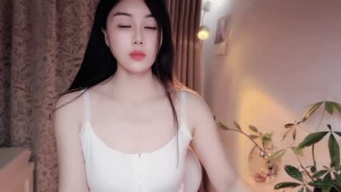 Snapshot of yuner0715 chatting on June 2026 01:22:02 PM YunEr online show from June 2026 01:22:02 PM