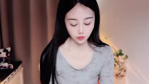 Snapshot of yuner0715 chatting on July 2026 02:35:02 AM YunEr online show from July 2026 02:35:02 AM