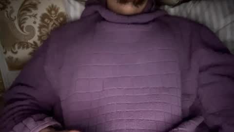 Snapshot of yungbull06 chatting on January 2025 04:34:02 AM Yung Bull online show from January 2025 04:34:02 AM