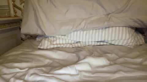 Snapshot of yungbull06 chatting on February 2025 05:50:02 AM Yung Bull online show from February 2025 05:50:02 AM