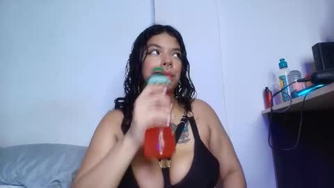 Snapshot of yungelitamor_ chatting on March 2025 07:58:02 AM ELITA online show from March 2025 07:58:02 AM