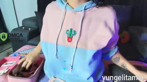 Snapshot of yungelitamor_ chatting on October 2025 04:56:02 AM ELITA online show from October 2025 04:56:02 AM