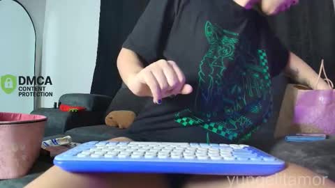 Snapshot of yungelitamor_ chatting on November 2025 04:49:01 AM ELITA online show from November 2025 04:49:01 AM