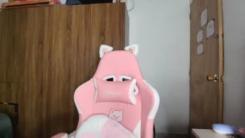 Snapshot of yungelitamor_ chatting on July 2026 04:47:02 AM ELITA online show from July 2026 04:47:02 AM