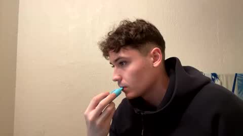 yungstudbev online show from December 2024 02:23:01 AM