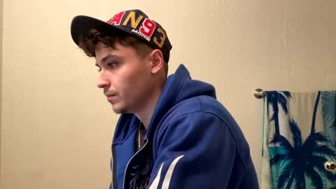 yungstudbev online show from December 2024 04:06:02 AM