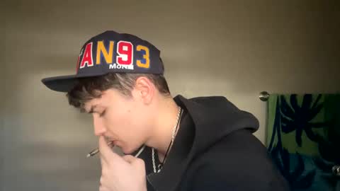 yungstudbev online show from January 2025 03:14:02 PM