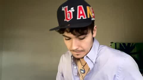 yungstudbev online show from January 2025 01:47:01 PM