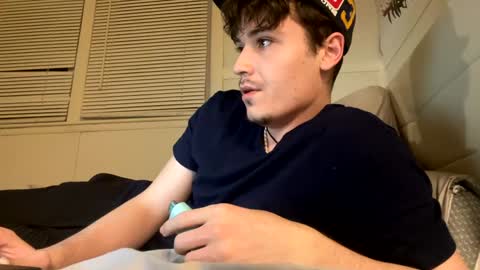 yungstudbev online show from February 2025 01:41:02 AM