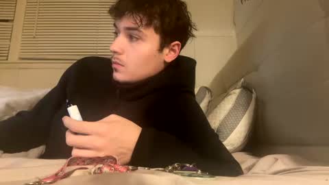 yungstudbev online show from February 2025 04:06:01 AM