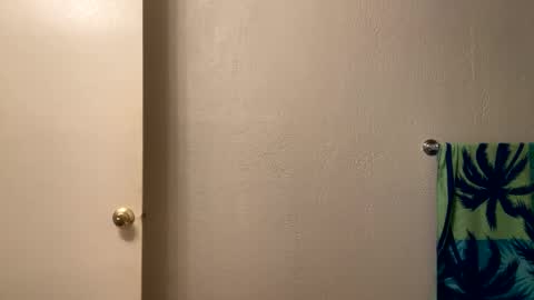 yungstudbev online show from February 2025 11:54:02 PM