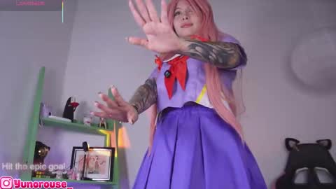 yunorose_ online show from October 2025 06:41:02 AM