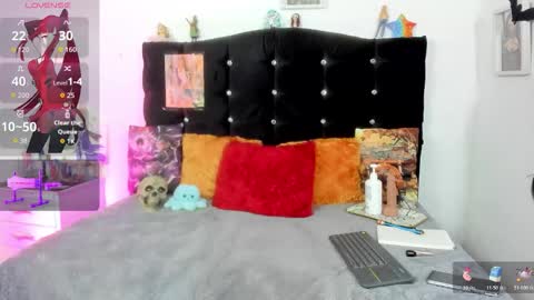 yuong soo online show from November 2025 10:31:02 PM