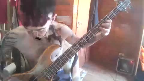 Yuumi online show from November 2025 06:52:01 PM