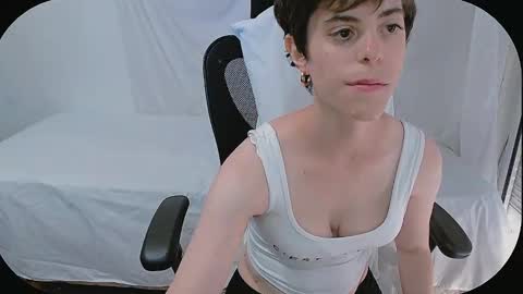 Yuyu online show from January 2025 08:16:02 PM