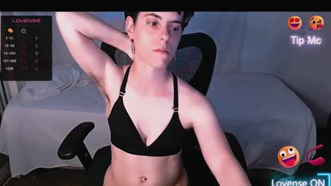 Yuyu online show from October 2025 12:53:01 AM