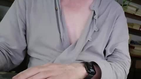 yvanbonar181018 online show from September 2025 02:18:01 PM