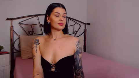 I V Y   online show from March 2026 08:57:01 PM