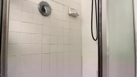 ywbrsnow online show from April 2026 08:20:02 PM