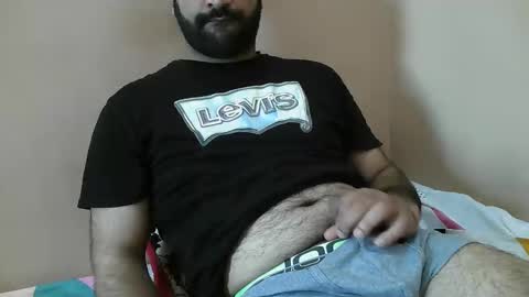 Snapshot of yxxtxxdentyk chatting on May 2026 05:25:01 AM Bi BearXXX online show from May 2026 05:25:01 AM