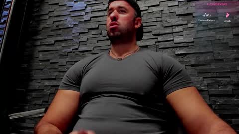 Snapshot of yy_david_yy chatting on November 2025 07:27:02 PM David online show from November 2025 07:27:02 PM