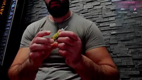 Snapshot of yy_david_yy chatting on November 2025 06:01:01 PM David online show from November 2025 06:01:01 PM