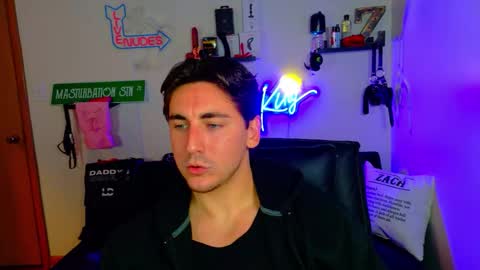 Zach Rhyder online show from November 2025 01:39:01 AM