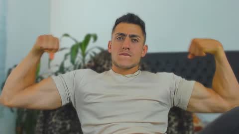 zachpri20 online show from September 2025 03:28:02 PM