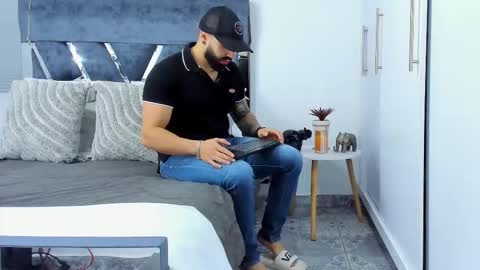 Richard online show from December 2025 12:25:02 PM