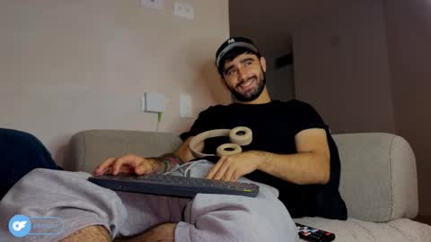 Snapshot of zack_sullivan22 chatting on December 2025 07:27:02 AM zack_sullivan22 online show from December 2025 07:27:02 AM